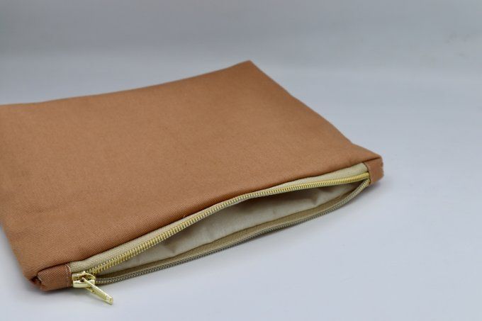La Trousse Presque Plate - L'uni